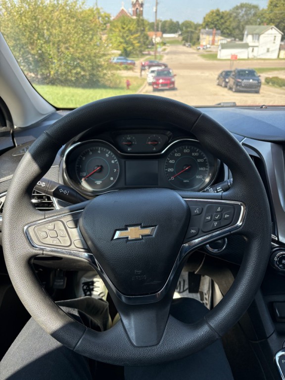 2018 Chevrolet Cruze Image 10