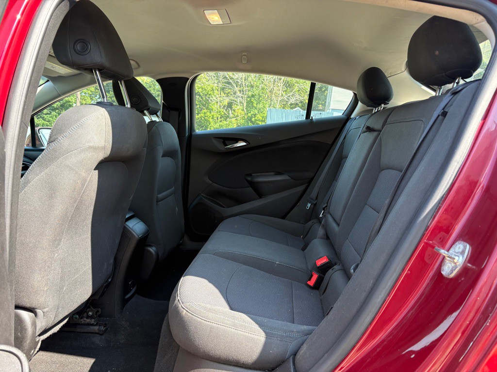 2018 Chevrolet Cruze Image 16