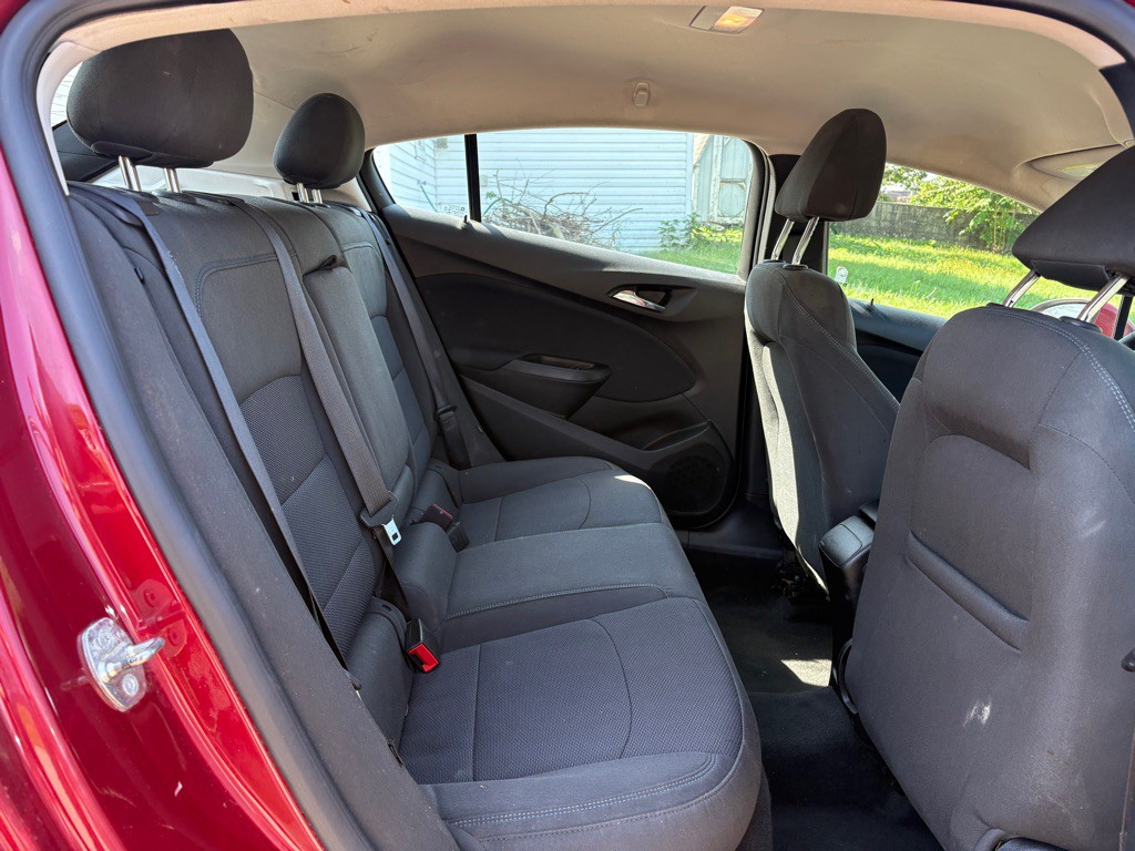 2018 Chevrolet Cruze Image 18