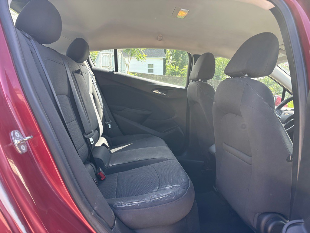 2018 Chevrolet Cruze Image 18