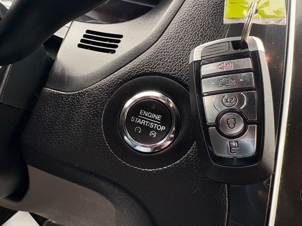 2018 Ford Explorer Image 12