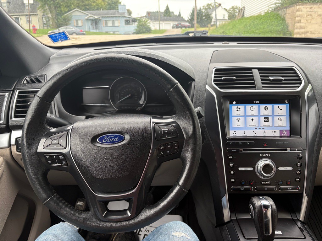 2018 Ford Explorer Image 13