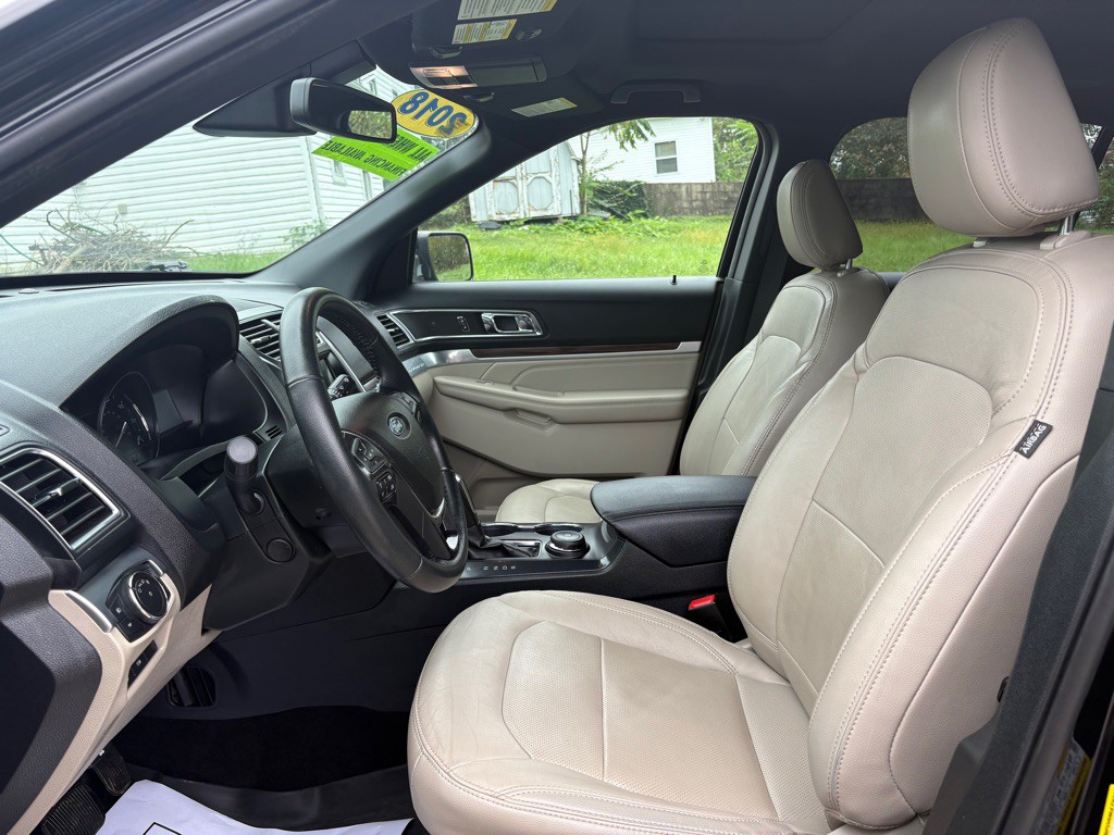 2018 Ford Explorer Image 16