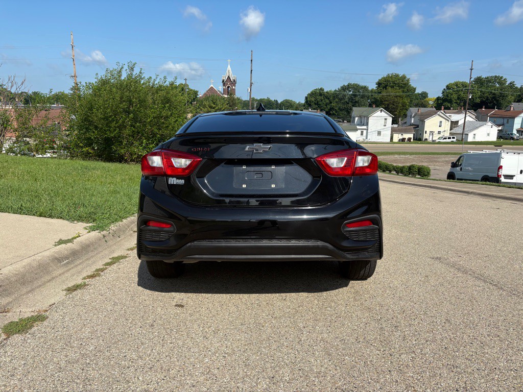 2017 Chevrolet Cruze Image 5