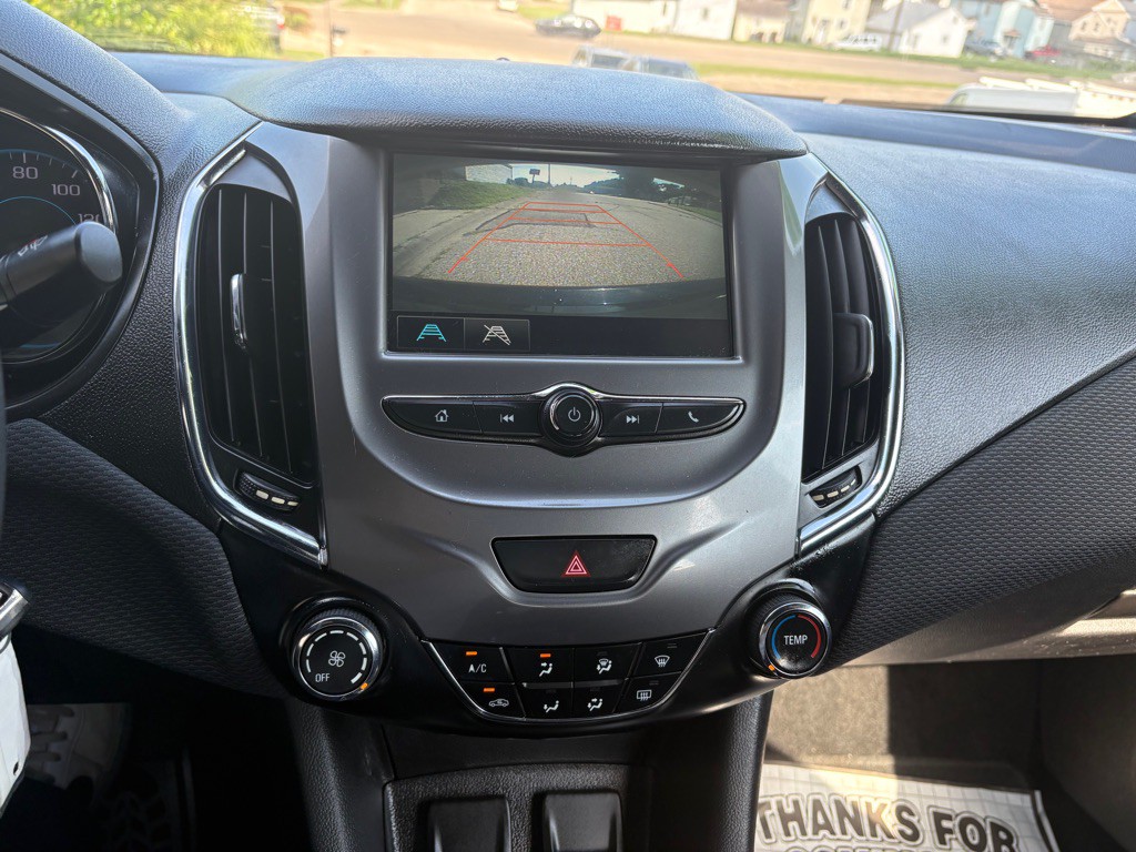 2017 Chevrolet Cruze Image 12
