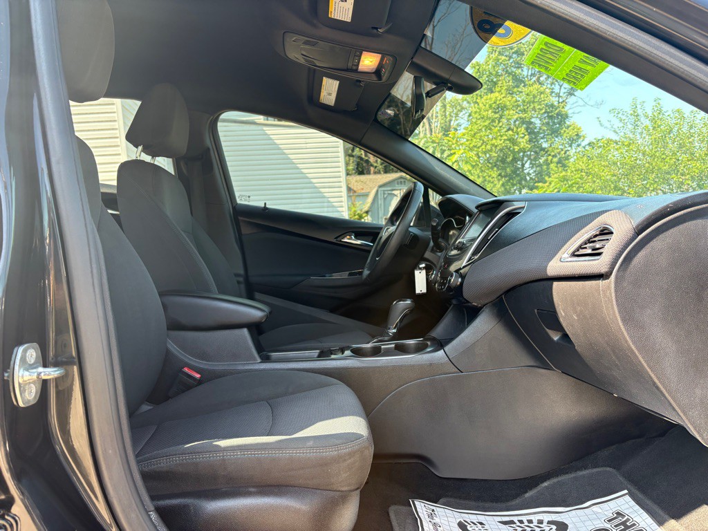 2017 Chevrolet Cruze Image 18