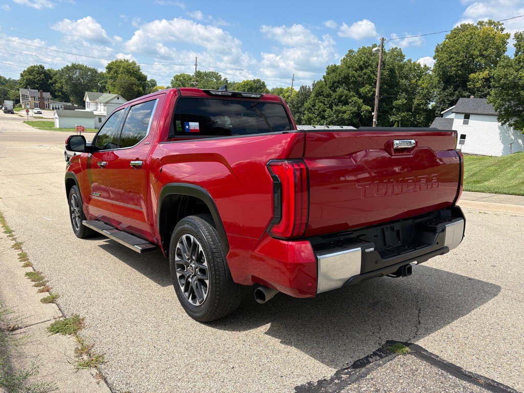 2022 Toyota Tundra Image 4