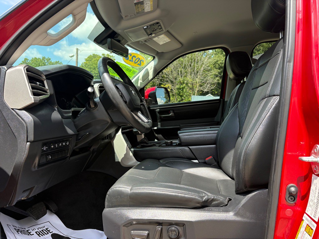 2022 Toyota Tundra Image 15