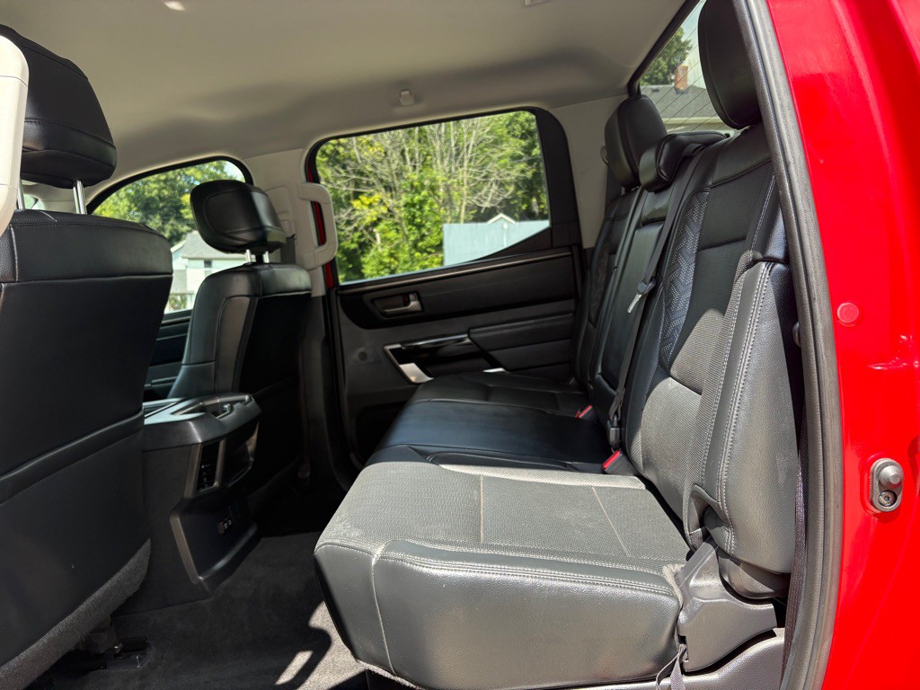 2022 Toyota Tundra Image 16