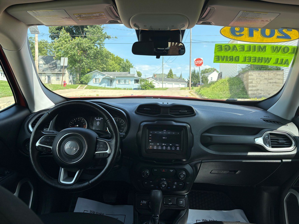 2019 Jeep Renegade Image 14