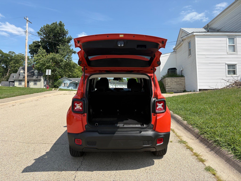2019 Jeep Renegade Image 19