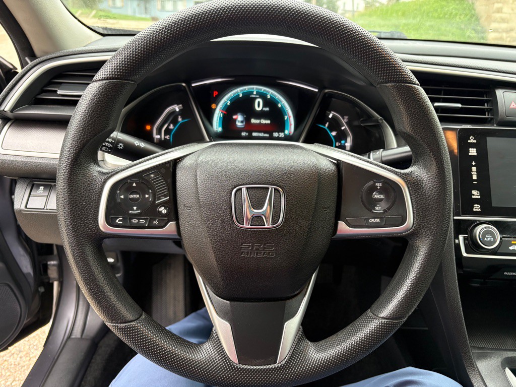 2018 Honda Civic Image 9