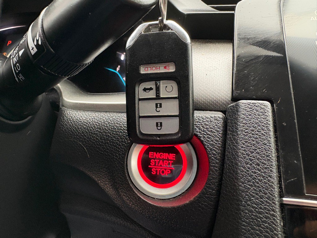 2018 Honda Civic Image 12