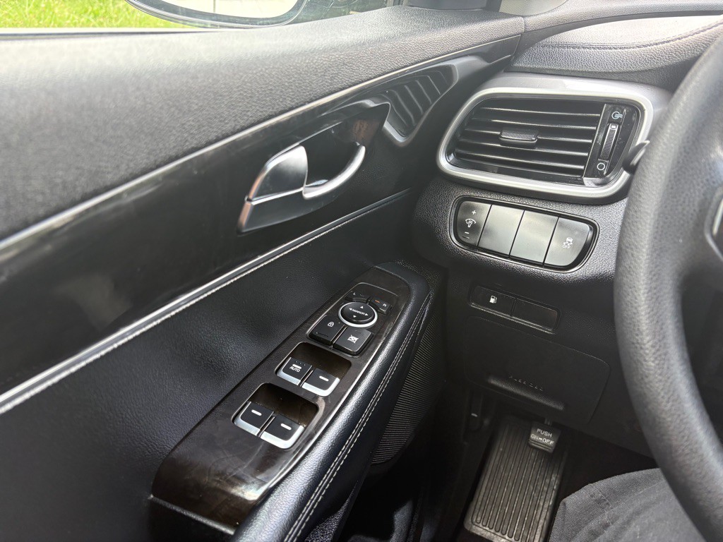 2018 Kia Sorento Image 13