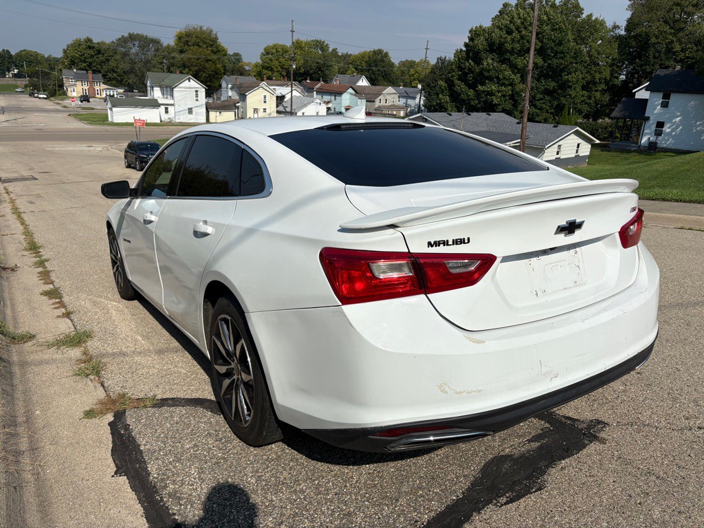 2020 Chevrolet Malibu Image 4