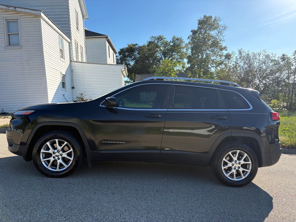 2014 Jeep Cherokee Image 3