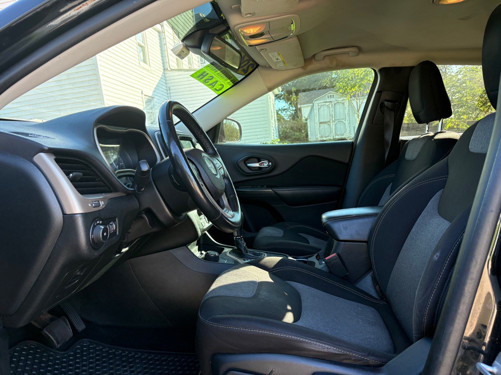 2014 Jeep Cherokee Image 14