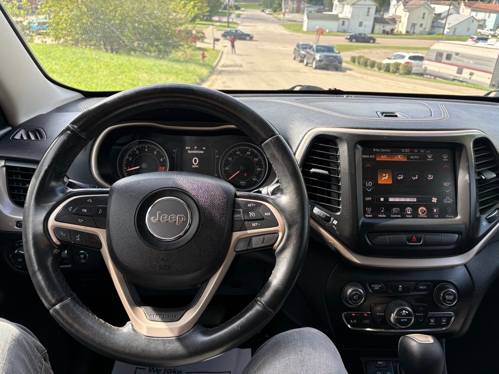 2014 Jeep Cherokee Image 10