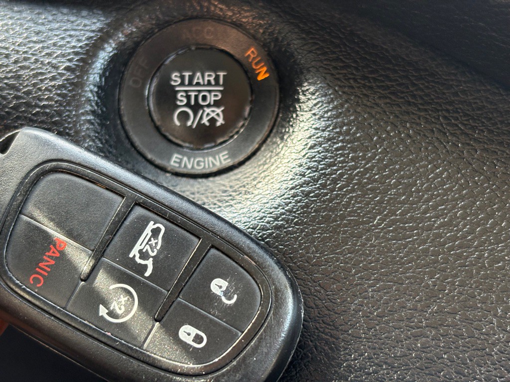 2014 Jeep Cherokee Image 14