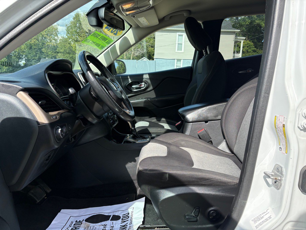 2014 Jeep Cherokee Image 15