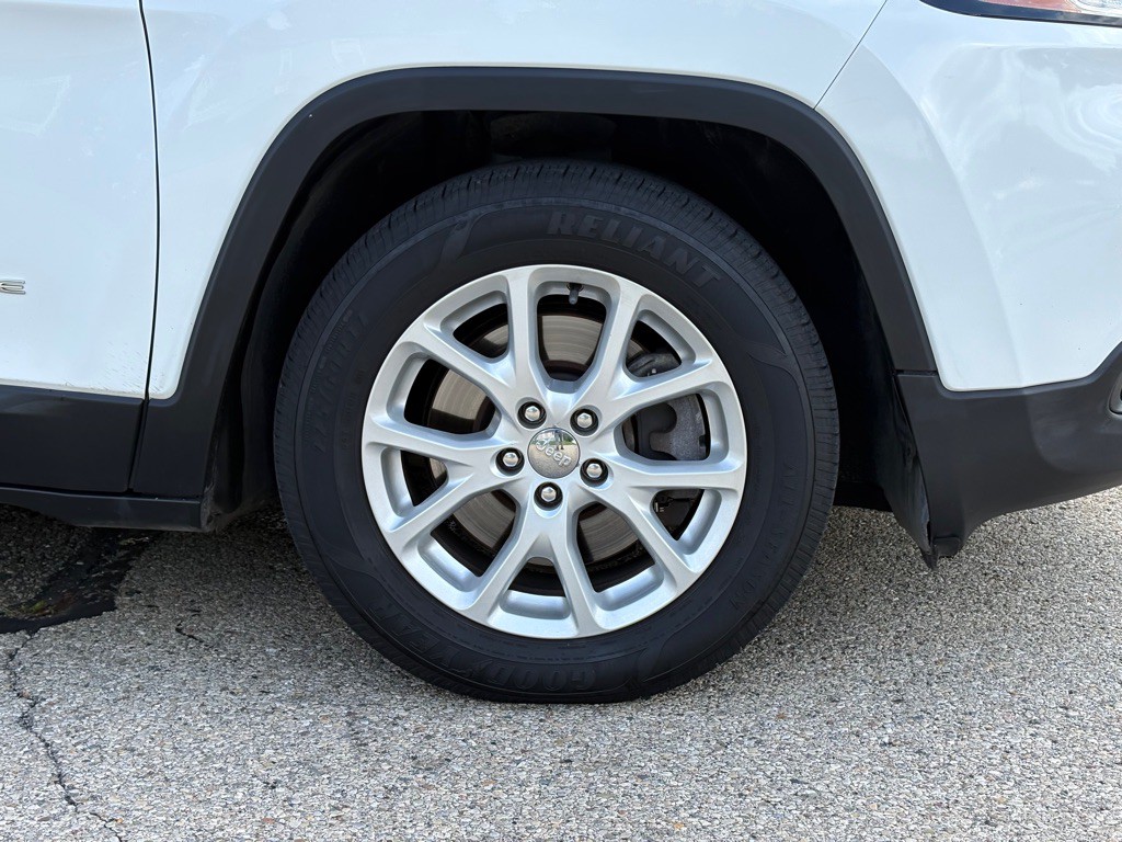 2014 Jeep Cherokee Image 22