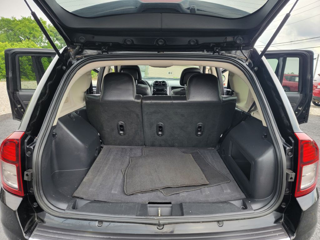 2015 Jeep Compass Image 11