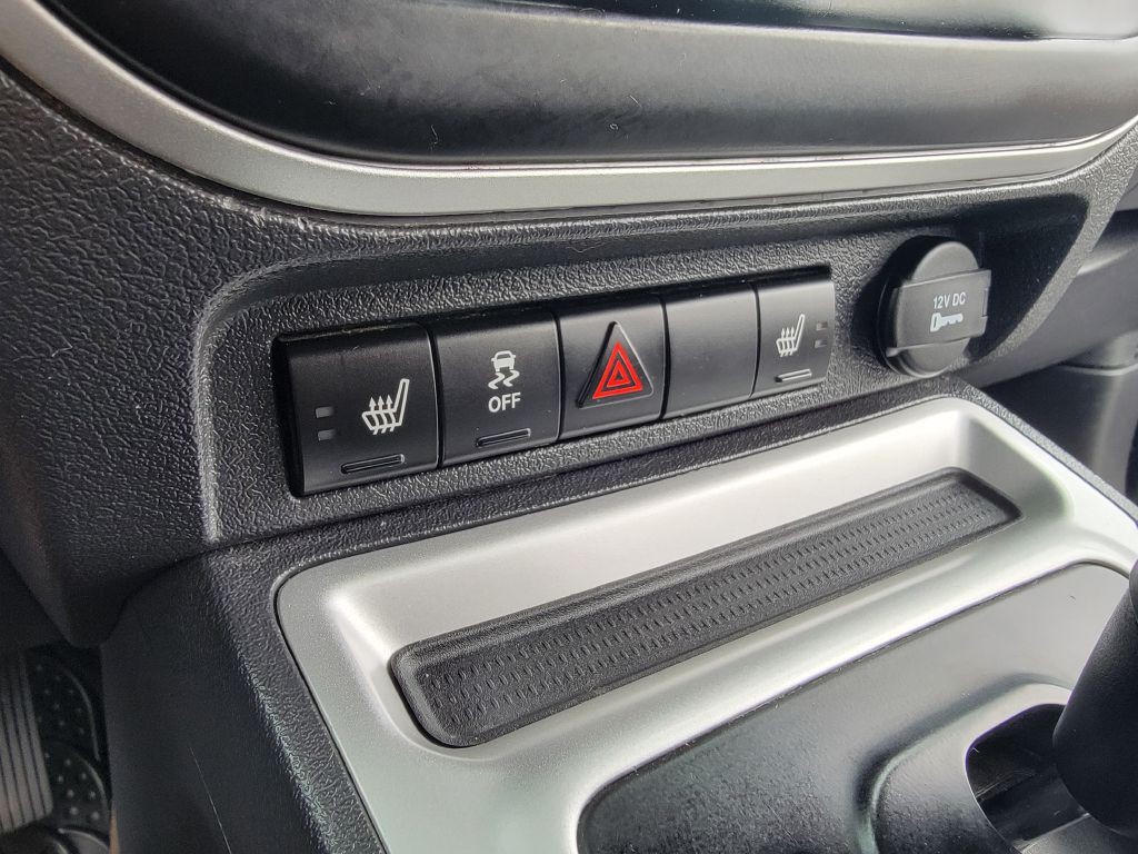 2015 Jeep Compass Image 16
