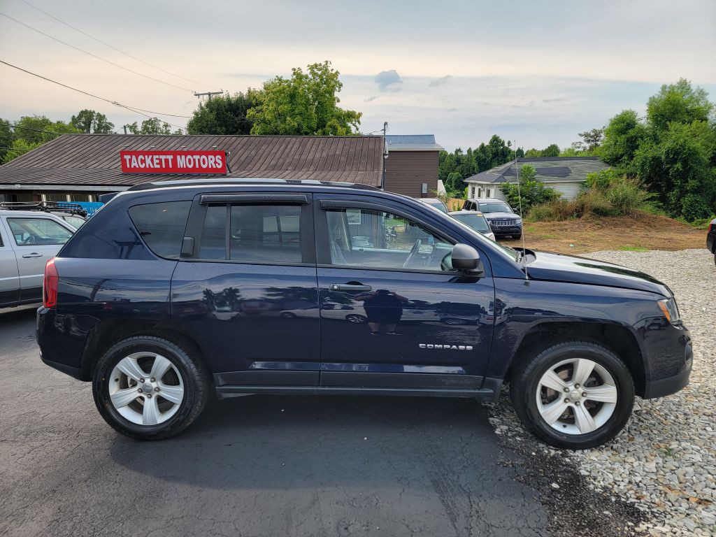 2015 Jeep Compass Image 9