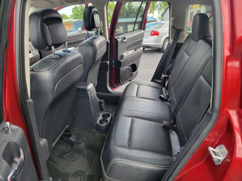 2016 Jeep Compass Image 11