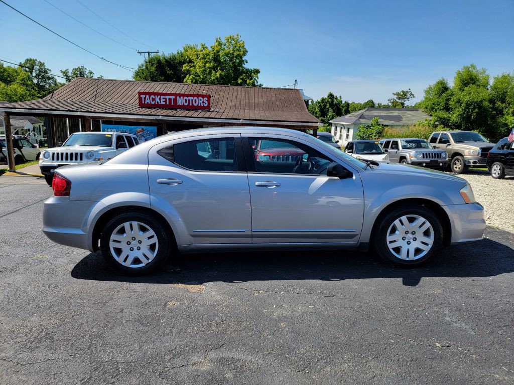 2013 Dodge Avenger Image 10