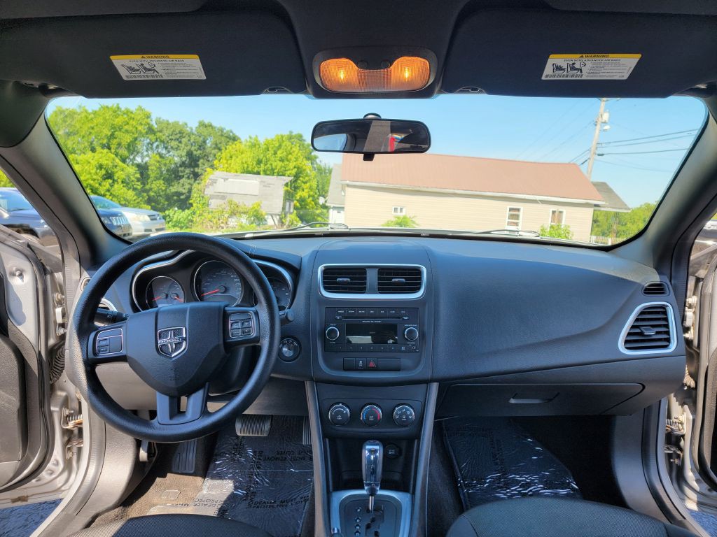 2013 Dodge Avenger Image 15