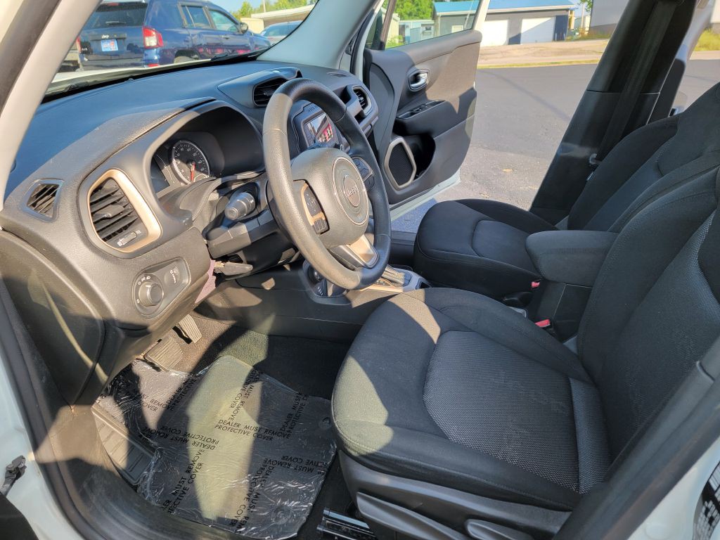 2017 Jeep Renegade Image 10