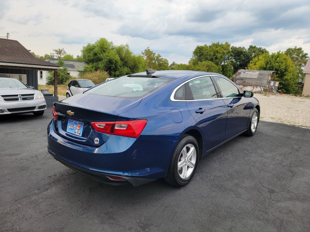 2019 Chevrolet Malibu Image 3
