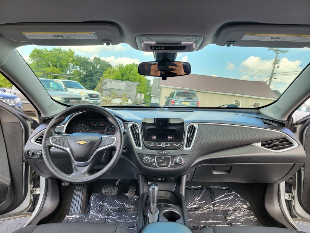 2020 Chevrolet Malibu Image 14