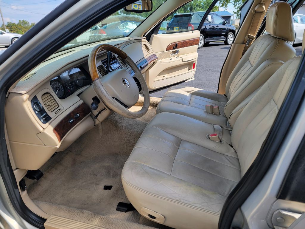 2006 Mercury Grand Marquis Image 11