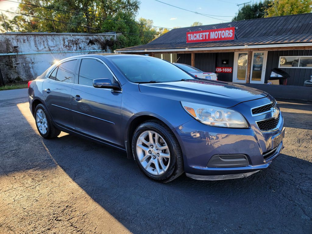 2013 Chevrolet Malibu Image 3