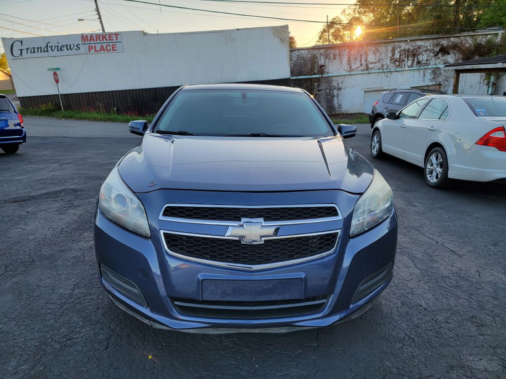 2013 Chevrolet Malibu Image 12