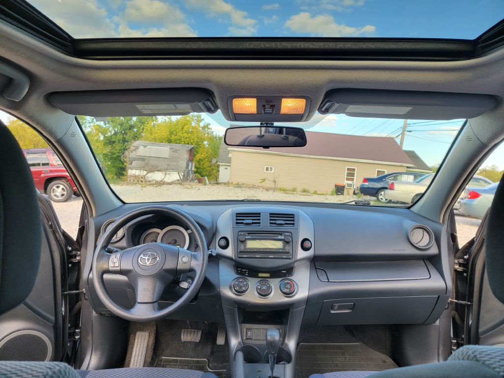 2012 Toyota Rav4 Image 17