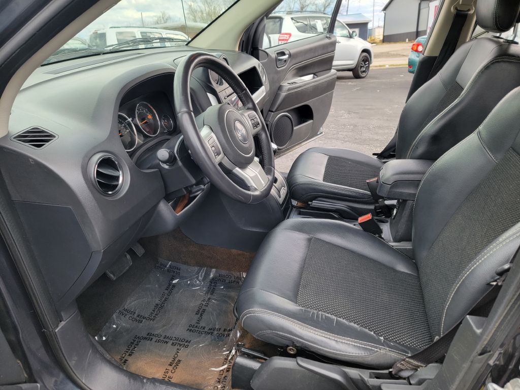 2015 Jeep Compass Image 9
