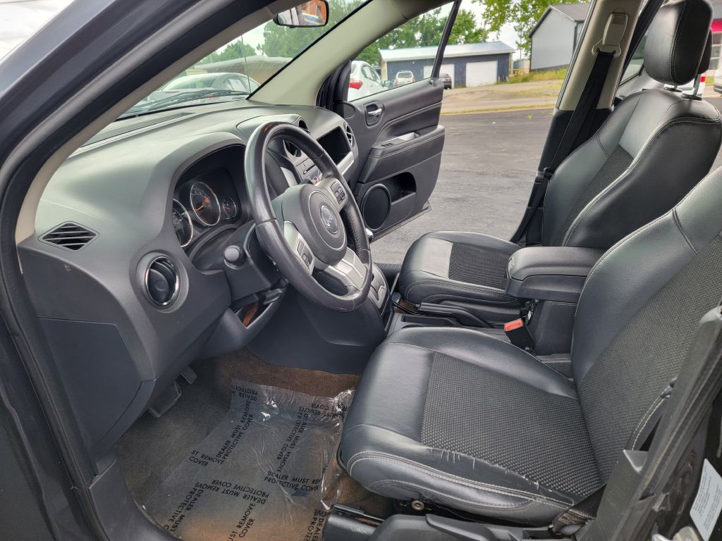 2015 Jeep Compass Image 9