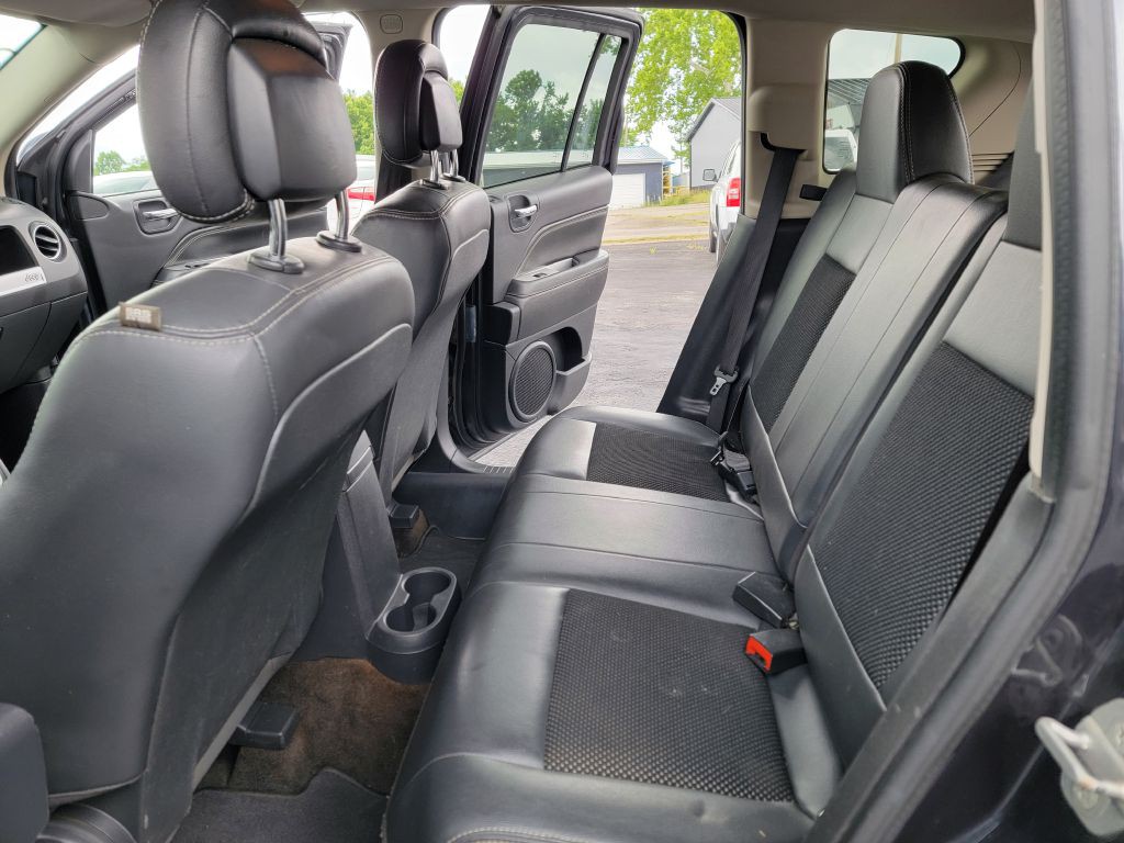 2015 Jeep Compass Image 10