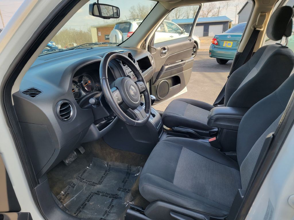 2016 Jeep Patriot Image 9