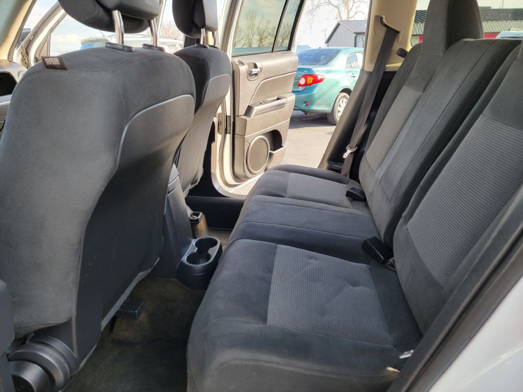 2016 Jeep Patriot Image 10