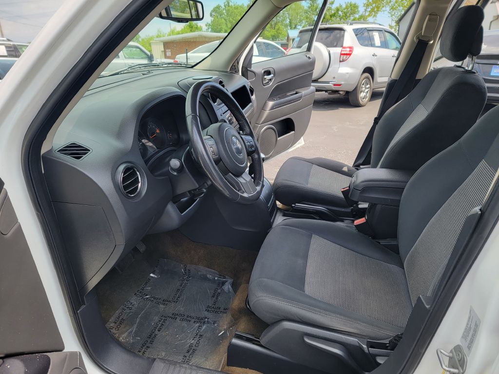 2016 Jeep Patriot Image 9