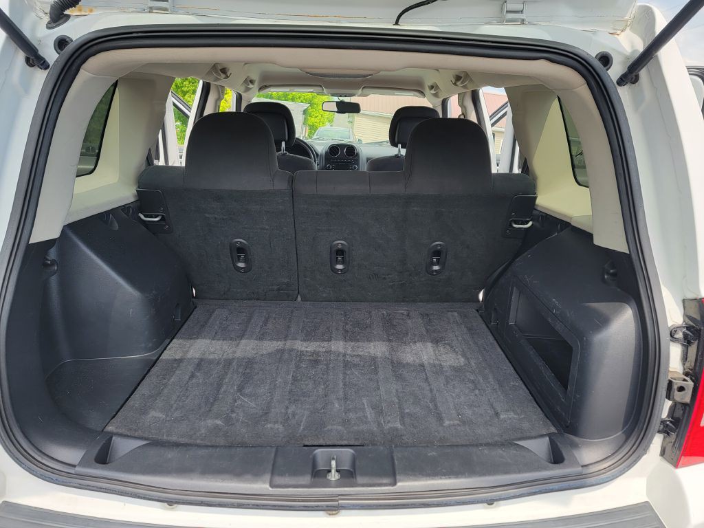 2016 Jeep Patriot Image 11