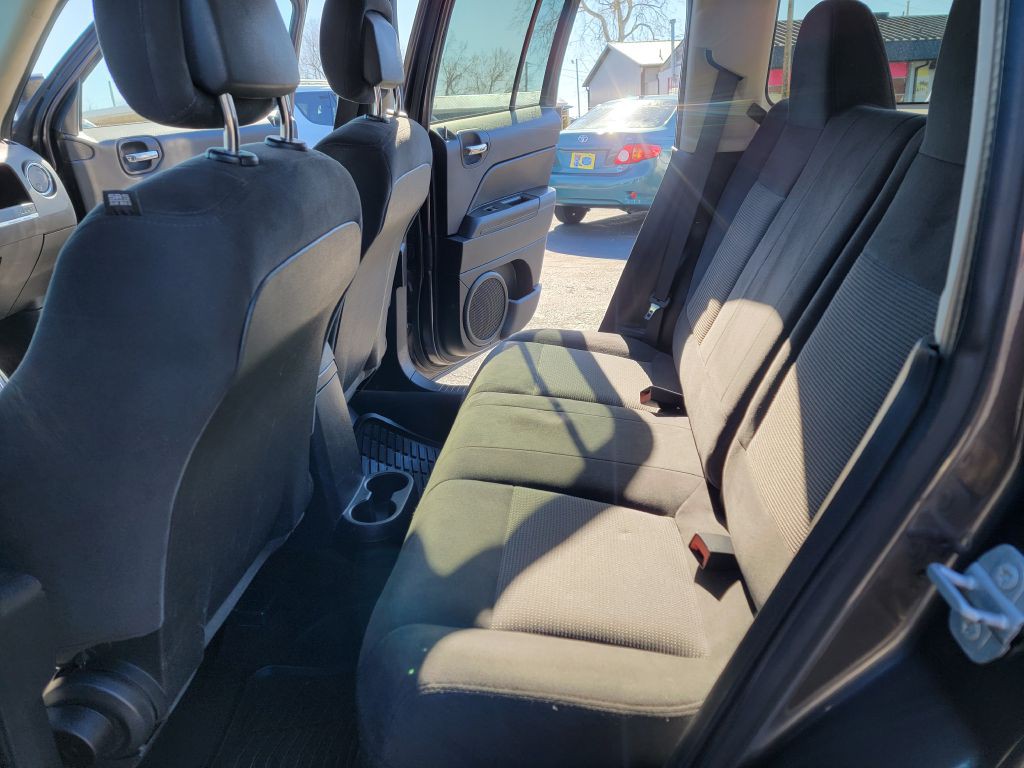 2016 Jeep Patriot Image 10