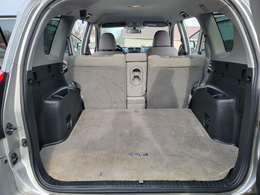 2012 Toyota Rav4 Image 10