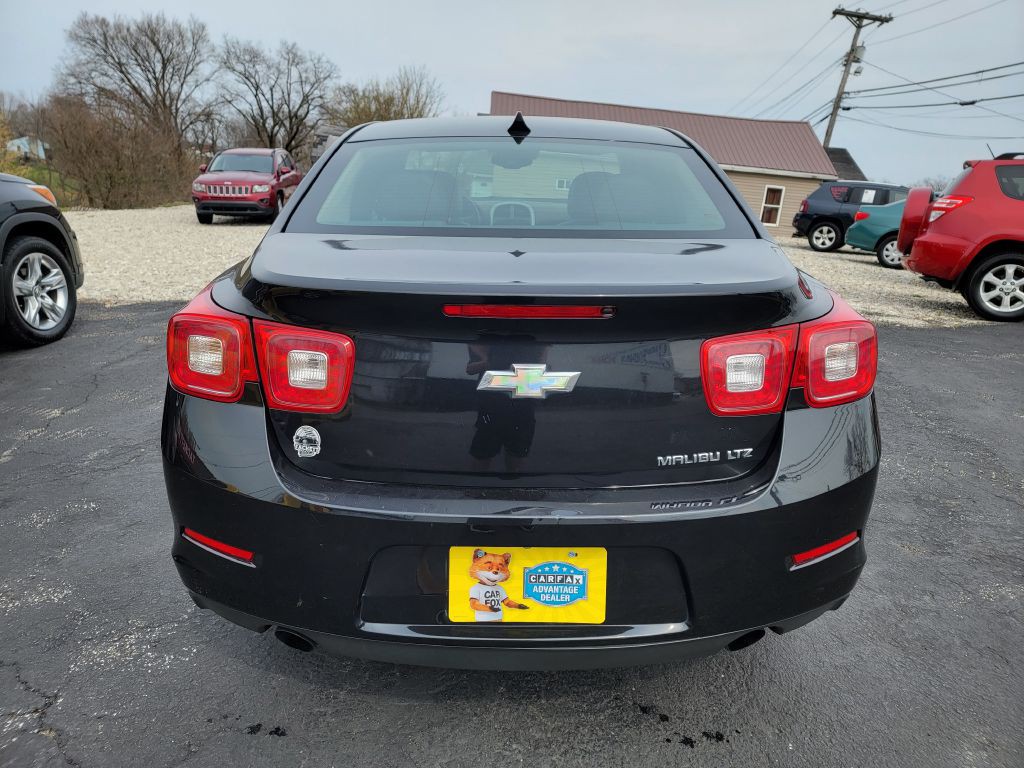 2013 Chevrolet Malibu Image 3