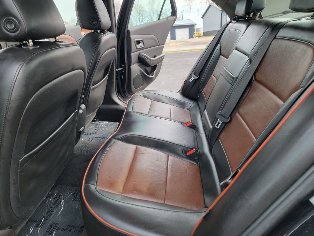 2013 Chevrolet Malibu Image 10