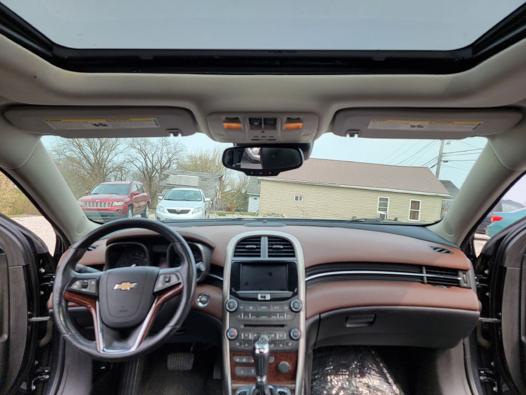 2013 Chevrolet Malibu Image 11